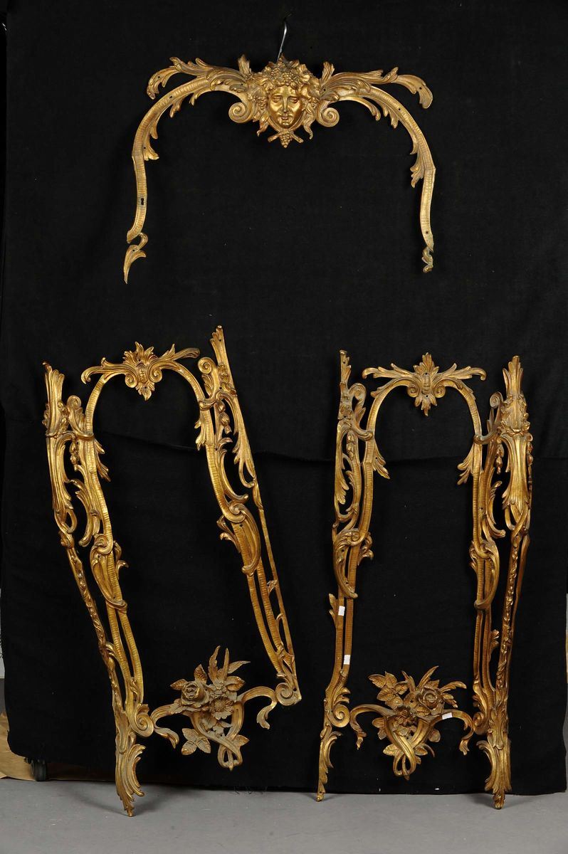 Lotto di frammenti di mobili in bronzo dorato  - Asta Asta OnLine 12-2011 - Cambi Casa d'Aste