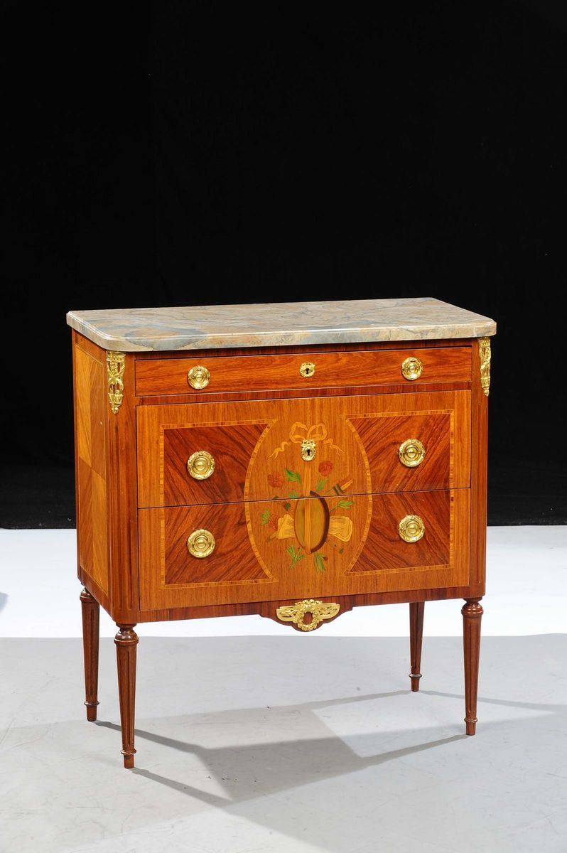 Comoncino Napoleone III in stile Luigi XVI, XIX secolo  - Asta Antiquariato, Argenti e Dipinti Antichi - Cambi Casa d'Aste