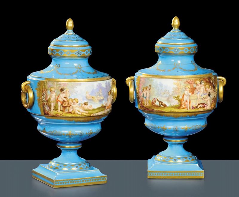 Coppia di vasi in porcellana turchese, Sevres XIX secolo  - Asta Antiquariato, Argenti e Dipinti Antichi - Cambi Casa d'Aste