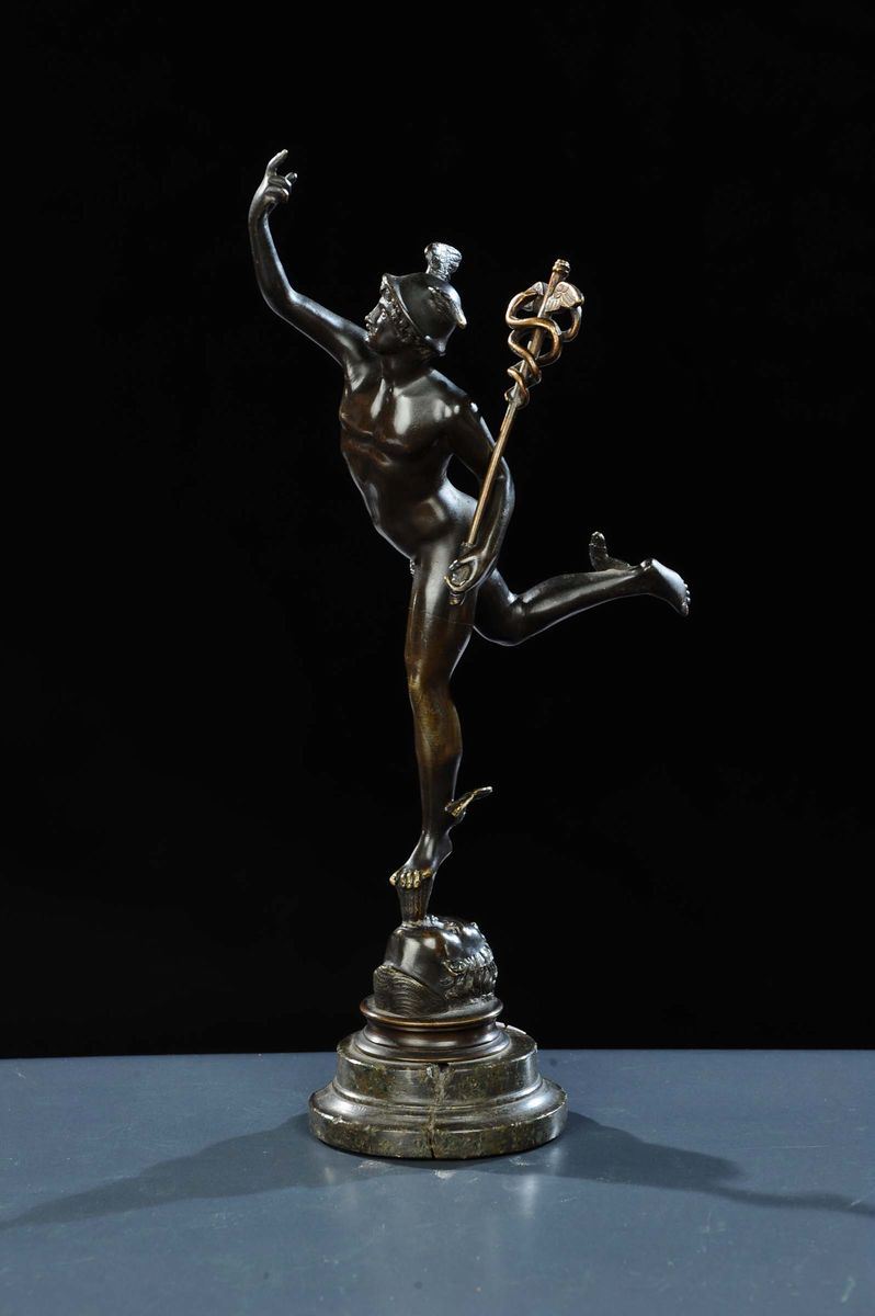 Scultura in bronzo raffigurante Mercurio, XIX secolo  - Auction Antiquariato, Argenti e Dipinti Antichi - Cambi Casa d'Aste