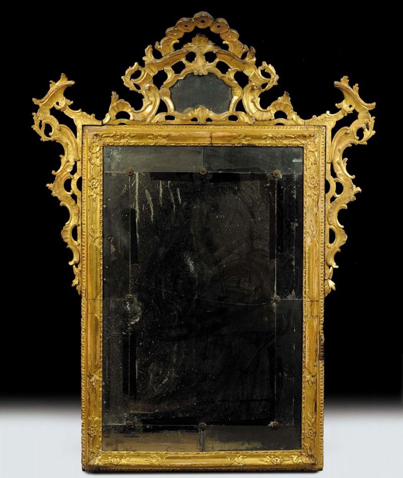 Grande specchiera in legno intagliato e dorato, Venezia XVIII secolo  - Asta Antiquariato, Argenti e Dipinti Antichi - Cambi Casa d'Aste