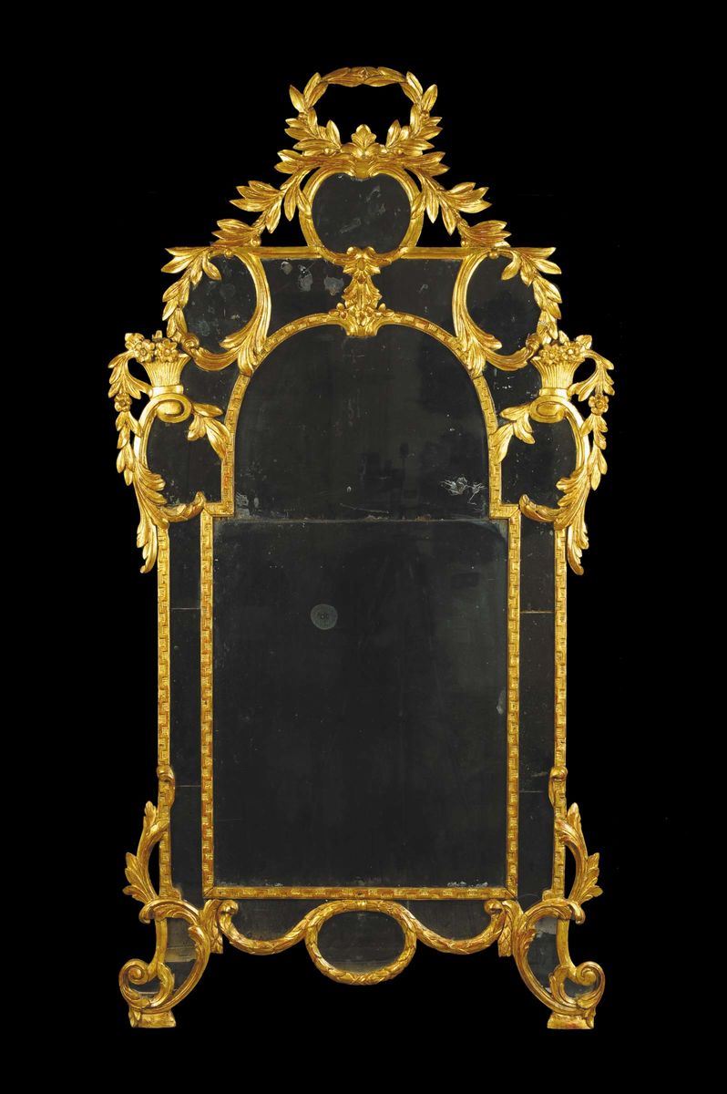 Specchiera in legno intagliato e dorato di epoca Reggenza, Piemonte, prima metˆ XVIII secolo  - Auction Antiquariato, Argenti e Dipinti Antichi - Cambi Casa d'Aste