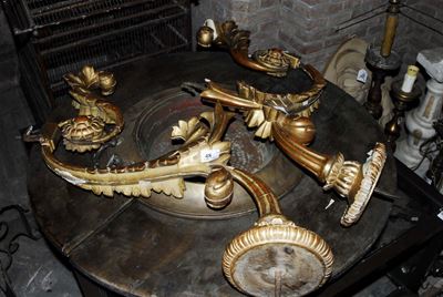 Coppia di Bracci in Legno Intagliato e Dorato, Inizio XIX Secolo
