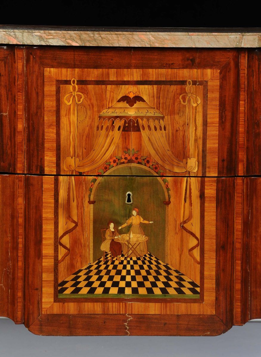 Commode di Epoca Transizione Luigi XV- Luigi XVI Intarsiato in Legni Pregiati, Francia, 1765-1775
