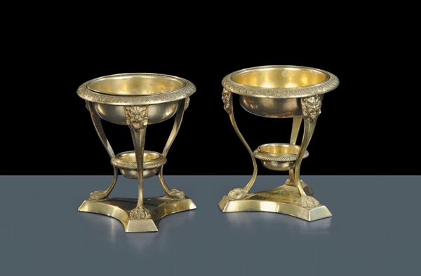 Coppia di saliere doppie a tripode in argento, Firenze XIX secolo