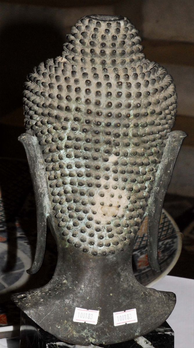 Piccola Testa del Buddha in Bronzo, Thailandia Epoca Ayudhya XVI-XVII Secolo