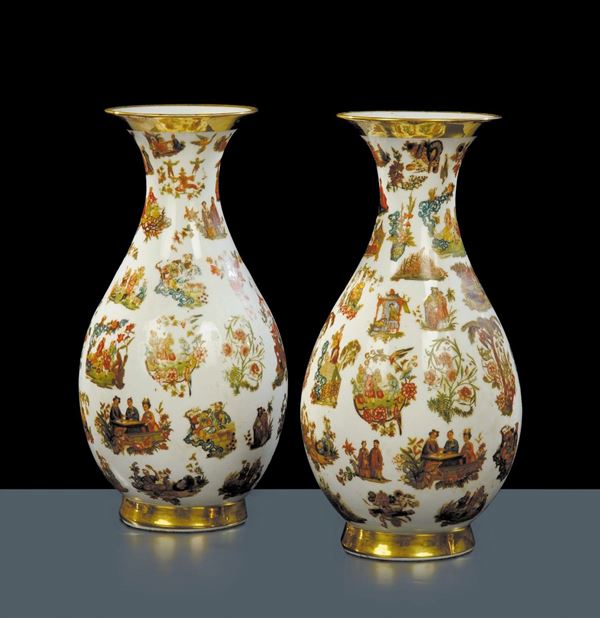 Coppia di vasi in porcellana, XIX secolo