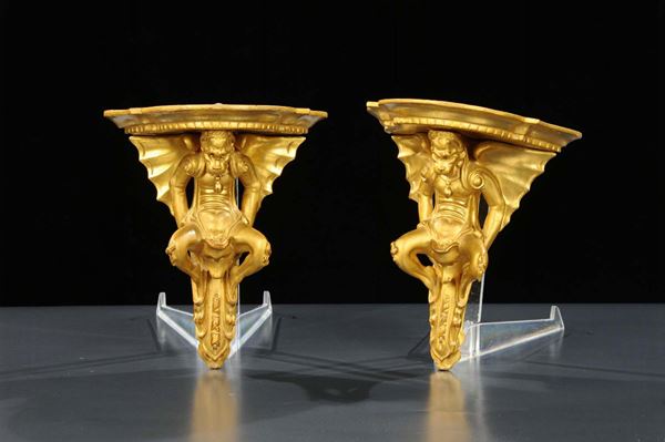 Coppia di mensoline in legno intagliato e dorato, Toscana XVIII-XIX secolo