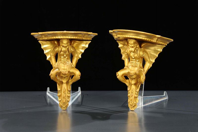 Coppia di mensoline in legno intagliato e dorato, Toscana XVIII-XIX secolo  - Auction Antiquariato, Argenti e Dipinti Antichi - Cambi Casa d'Aste