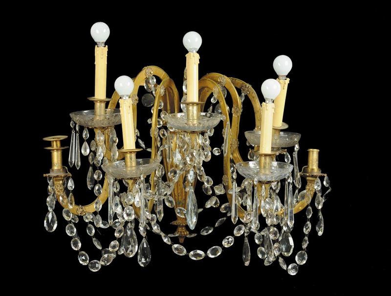 Quattro appliques a sette luci in bronzo dorato e cristalli, XIX secolo  - Auction Antiquariato, Argenti e Dipinti Antichi - Cambi Casa d'Aste