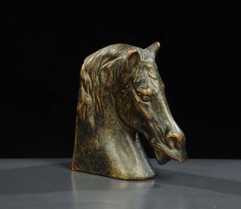 Testa di cavallo in bronzo brunito  - Auction Antiquariato, Argenti e Dipinti Antichi - Cambi Casa d'Aste