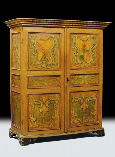 Armadio a Due Ante in Legno Laccato, XVIII Secolo