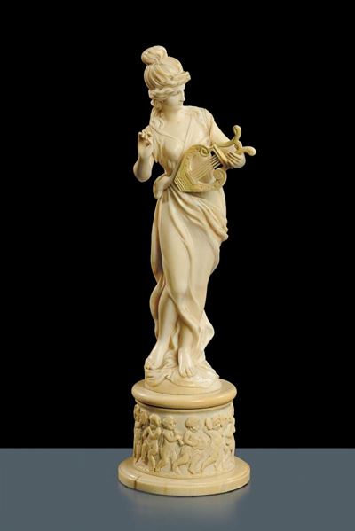 Scultura in Avorio Raffigurante Musa della Musica, Francia XIX Secolo