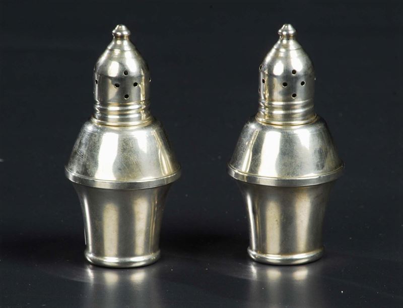 Coppia di sale pepe in argento sterling  - Asta Antiquariato, Argenti e Dipinti Antichi - Cambi Casa d'Aste