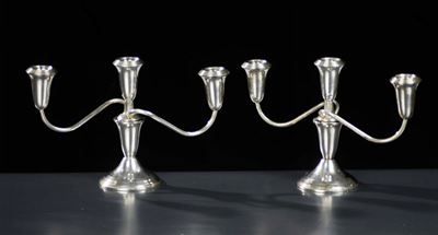 Coppia di Candelieri a Tre Fiamme in Argento Sterling