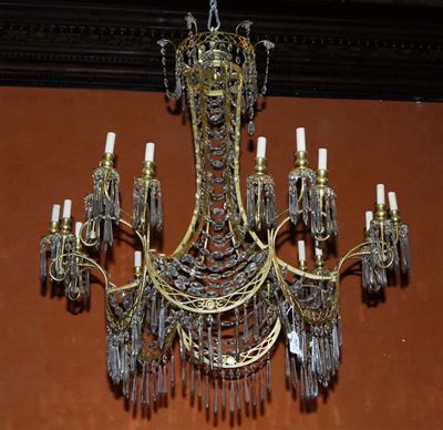Lampadario in Bronzo Dorato e Cristalli a Diciotto Luci, XIX Secolo