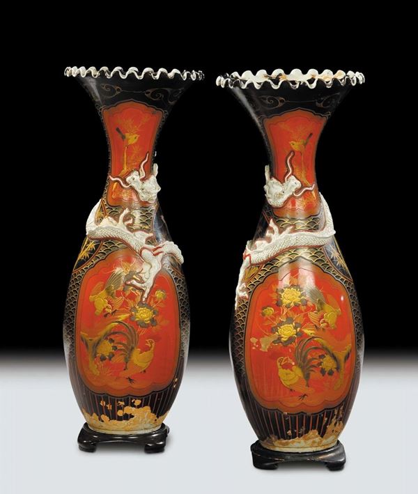 Coppia vasi in porcellana, Giappone XIX secolo