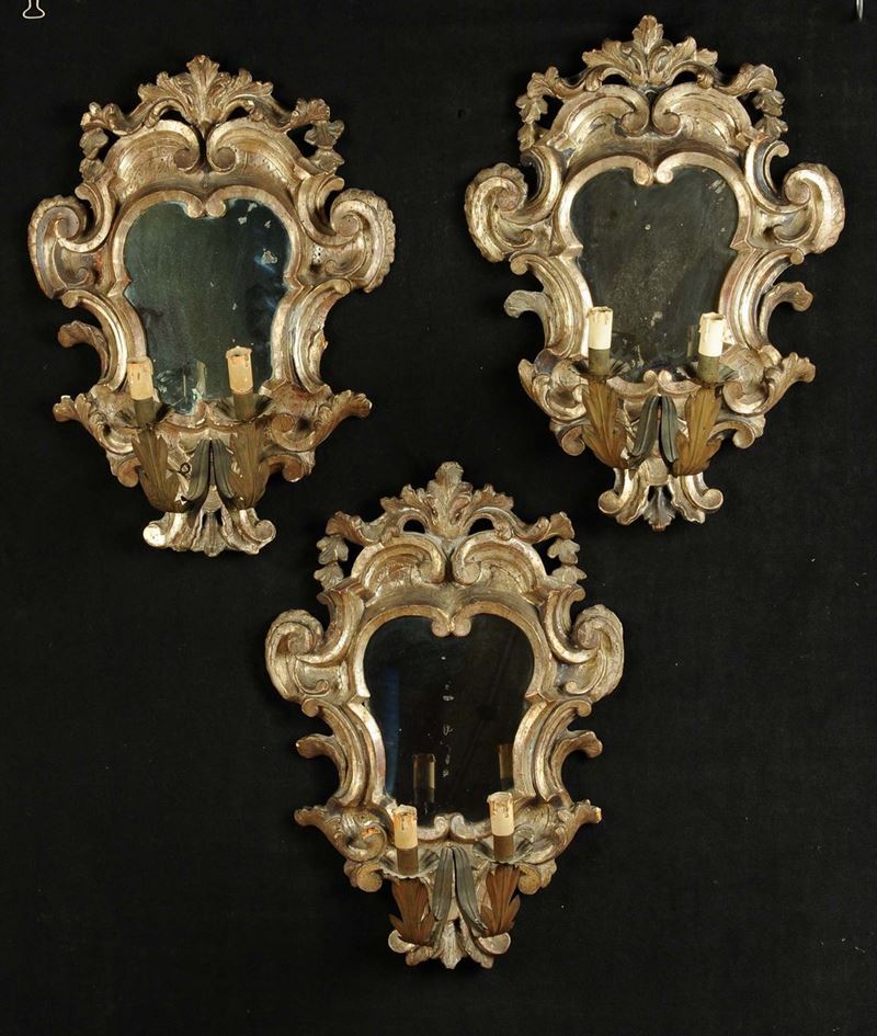 Tre ventoline in legno intagliato e argentato, fine XVIII secolo  - Auction Antiquariato, Argenti e Dipinti Antichi - Cambi Casa d'Aste