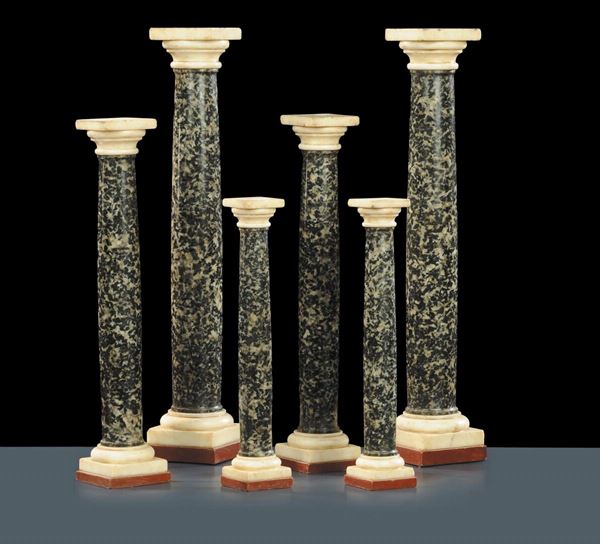 Tre coppie di colonnine in granito con capitelli e basi in marmo bianco