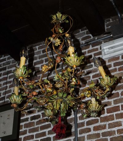 Lampadario in Tolla Dipinta a Sei Luci, Piemonte Inizio XIX Secolo