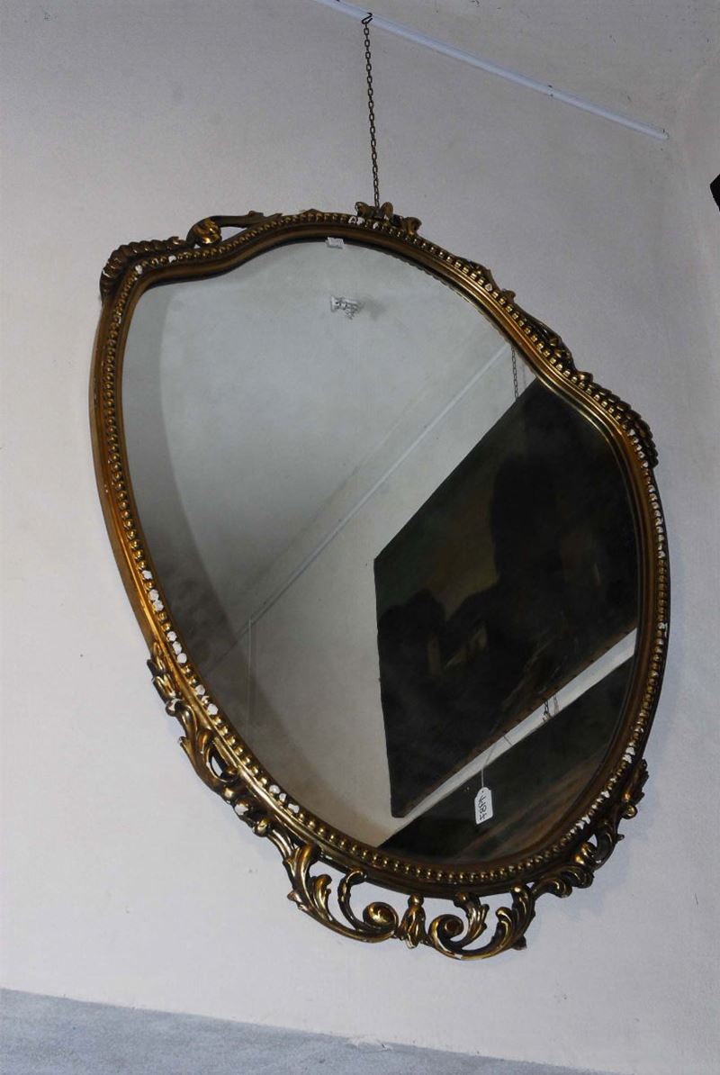 Specchiera dorata in stile  - Asta Antiquariato, Argenti e Dipinti Antichi - Cambi Casa d'Aste
