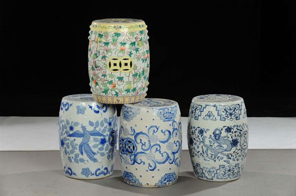 Quattro sgabelli in porcellana, Cina XX secolo