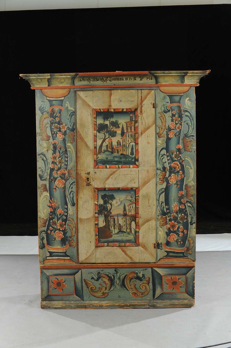 Armadio in legno dipinto, arte tirolese, XIX secolo  - Auction Antiquariato, Argenti e Dipinti Antichi - Cambi Casa d'Aste