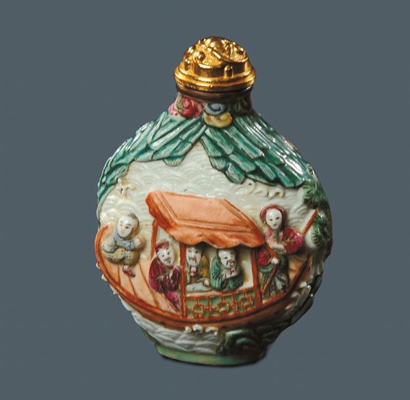 Snuff bottle in porcellana, Famiglia Rosa, fine XIX secolo