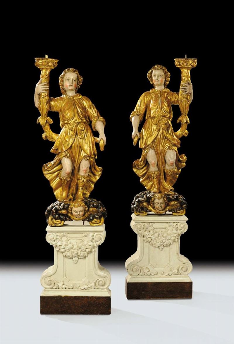 Coppia di angeli con cornucopie in legno dorato e laccato, Umbria XVII secolo  - Auction Antiquariato, Argenti e Dipinti Antichi - Cambi Casa d'Aste