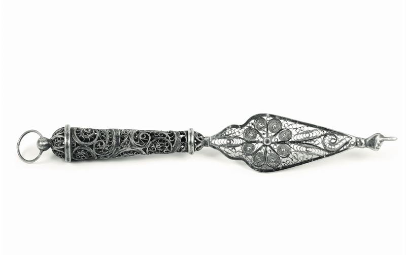 A silver Torah pointer, Hebrew art, 1800s  - Auction Collectors' Silvers - II - Cambi Casa d'Aste