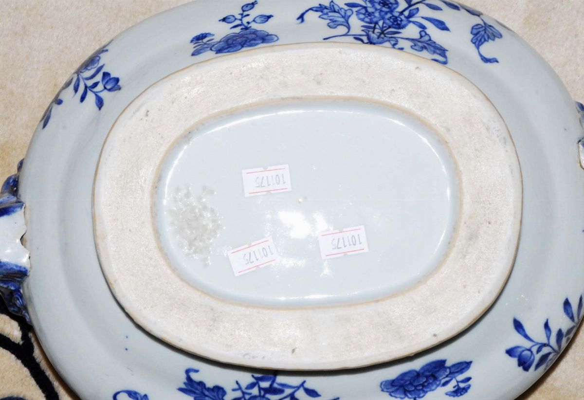 Zuppiera in Porcellana Bianca e Blu, Cina XVIII Secolo