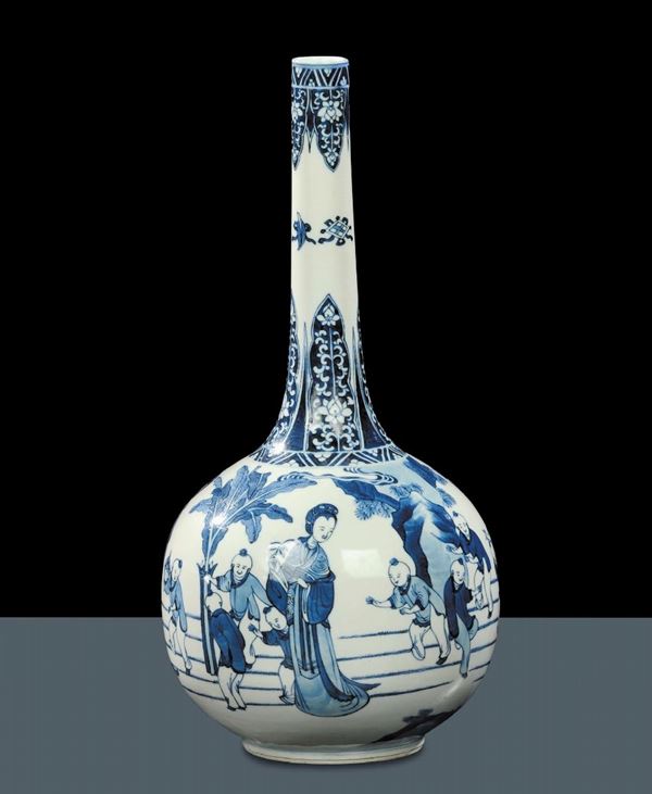 Vasoa  fiasca in porcellana, Cina XIX secolo