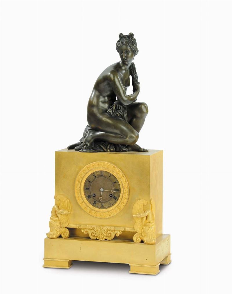 Pendola in bronzo dorato e brunito, Francia metà XIX secolo  - Asta Pendoleria e Orologid'Arredo - Cambi Casa d'Aste