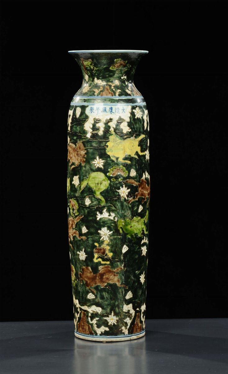 Vaso in porcellana bianca e blu, Cina XIX secolo  - Asta Antiquariato, Argenti e Dipinti Antichi - Cambi Casa d'Aste