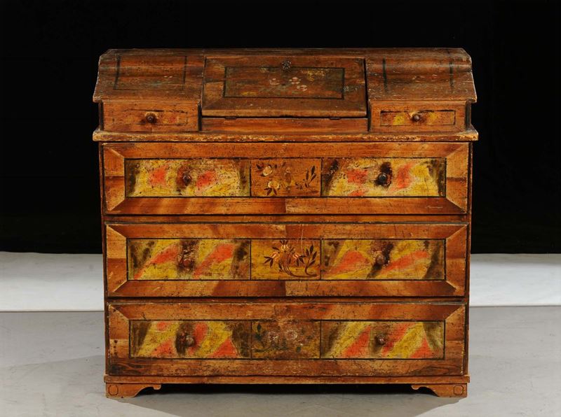 Ribalta a tre cassetti in legno laccato  - Auction Antiquariato, Argenti e Dipinti Antichi - Cambi Casa d'Aste