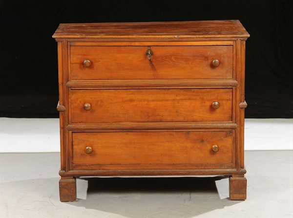 Comoncino a tre cassetti, XX secolo