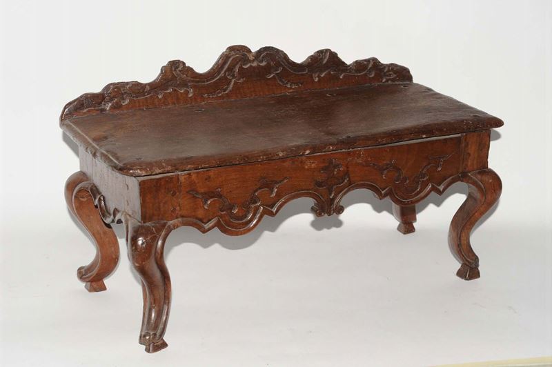 Modellino di panca Luigi XIV, Piemonte XVIII secolo  - Auction OnLine Auction 03-2012 - Cambi Casa d'Aste