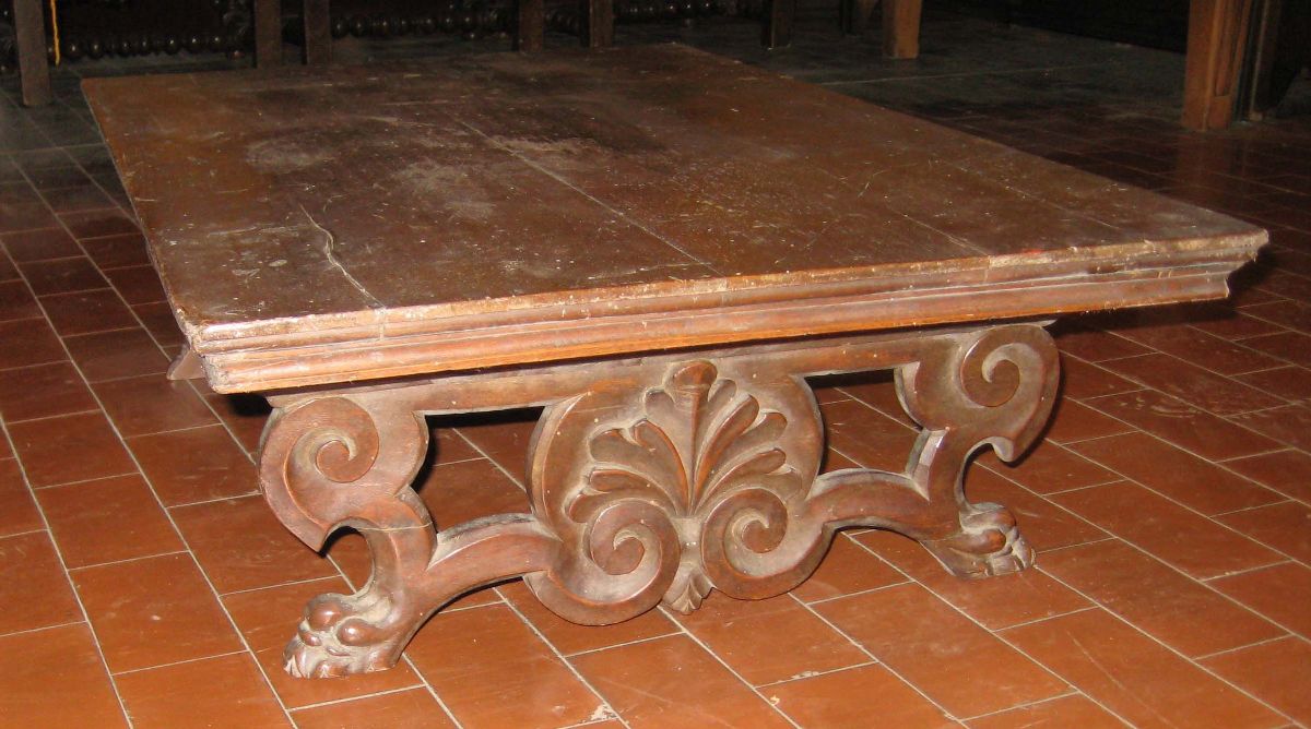 Modello di Tavolo Rinascimentale in Noce, Toscana XVIII Secolo