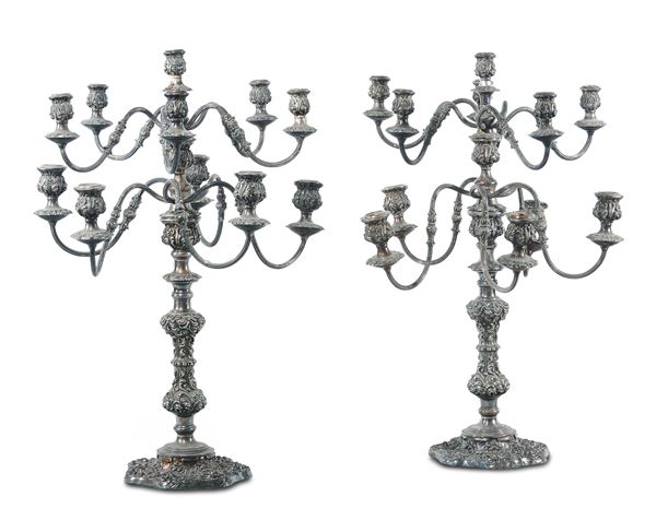 Coppia di grandi candelieri in silverplated, Inghilterra XIX secolo