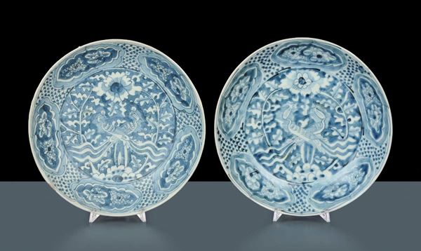 Coppia piatti in porcellana, Cina dinastia Ming, XVI secolo