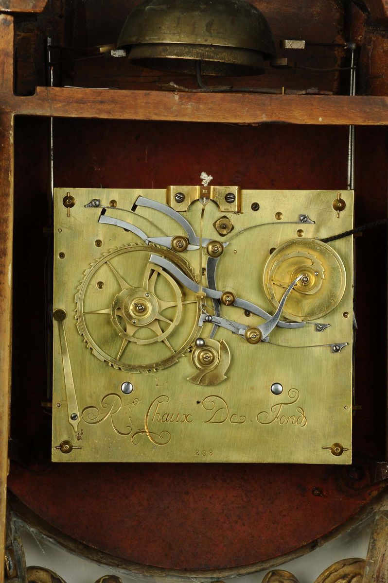 Orologio Cartel con Mensola, Cassa in Legno Laccato Nocciola, Svizzera 1760 Circa