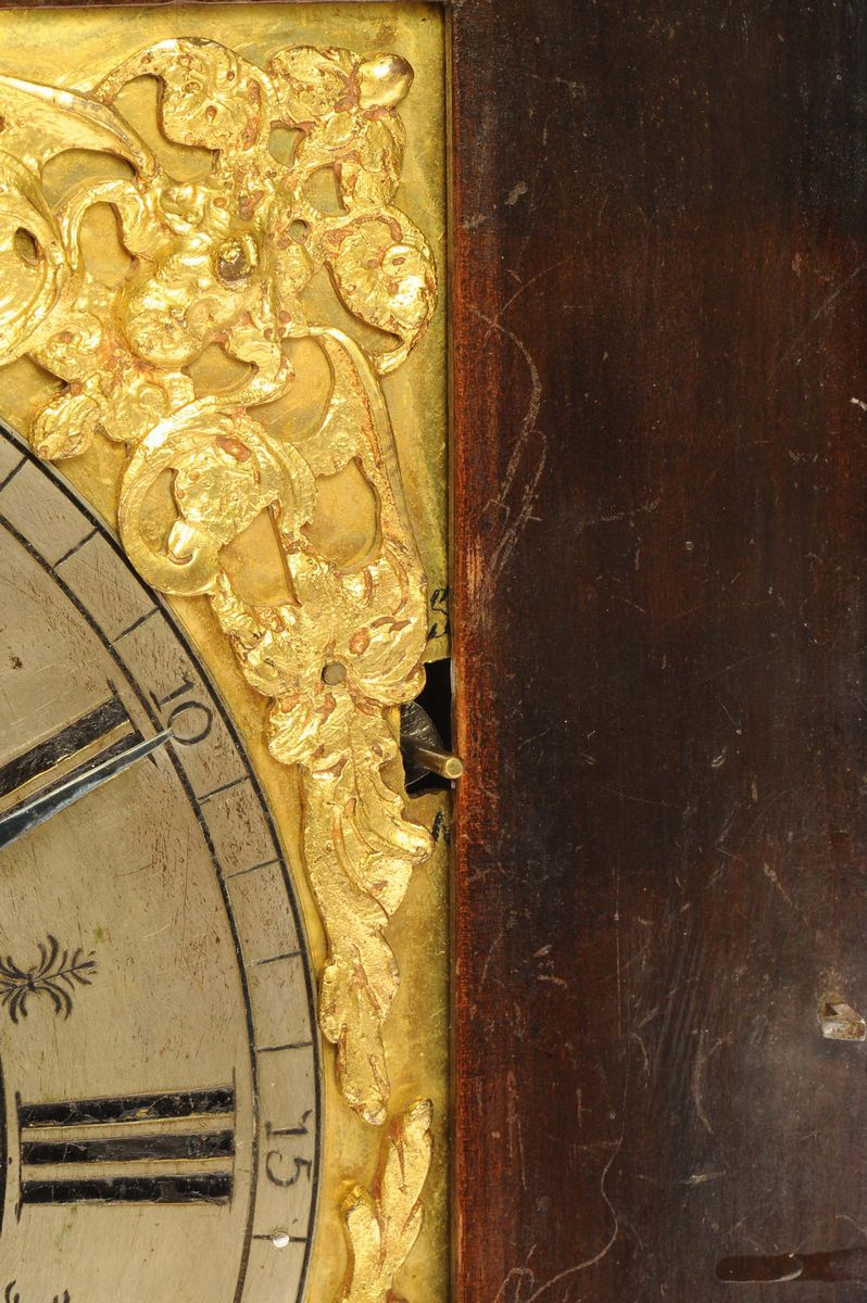 Importante Pendola da Tavolo Lastronata in Noce, Roma 1740 Circa