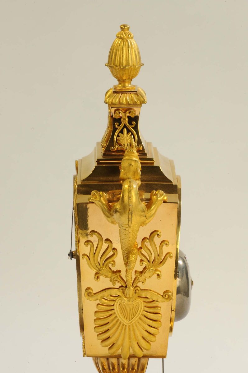Orologio Ad Anfora in Bronzo Dorato al Mercurio, Francia Inizio XIX Secolo