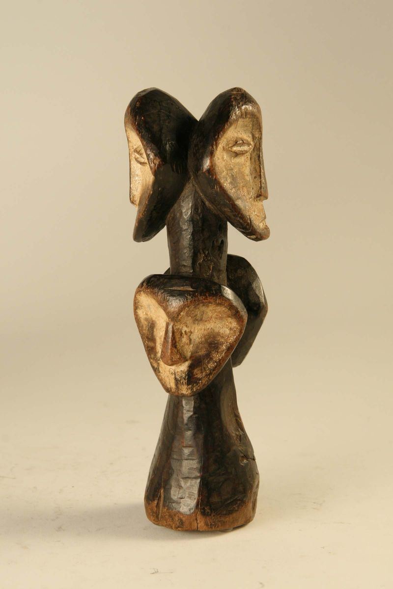 Figura magica multicefala, Lega (Repubblica Democratica del Congo)  - Asta Arte Africana - Cambi Casa d'Aste