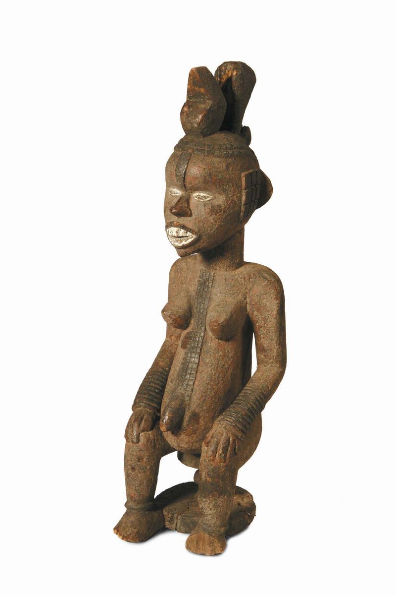 Figura femminile seduta, Idoma (Nigeria)  - Auction African Art - Cambi Casa d'Aste