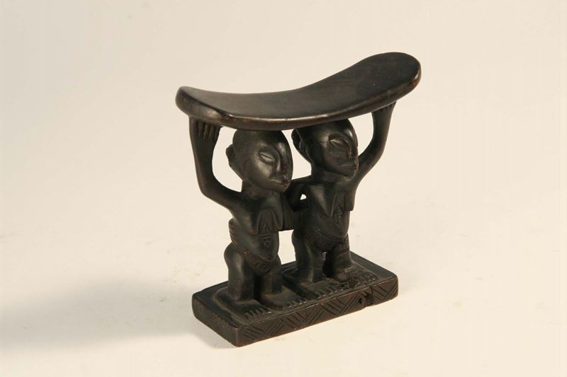 Poggiatesta, Luba (Repubblica Democratica del Congo)  - Auction African Art - Cambi Casa d'Aste