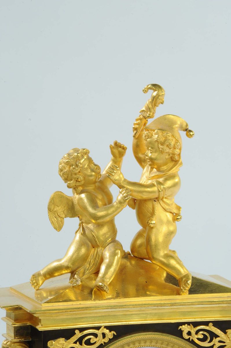 Pendola Direttorio in Bronzo Dorato a Fuoco e Patinato,francia XIX Secolo