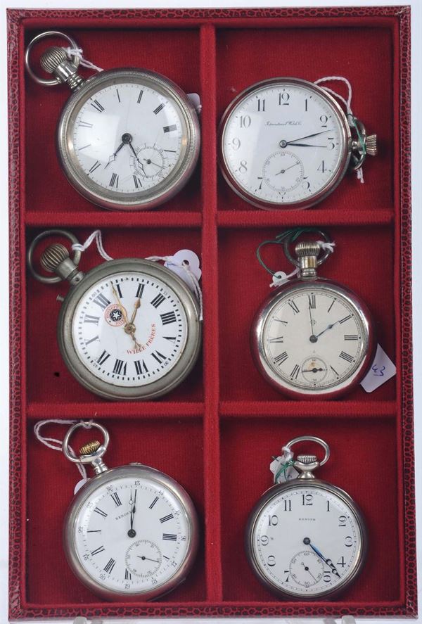 Sei orologi da tasca in metallo