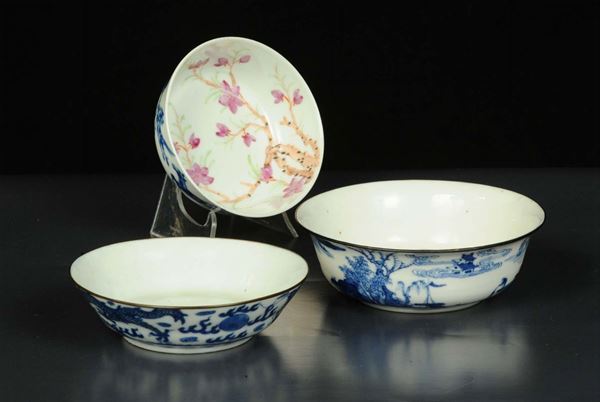 Tre ciotole in porcellana diverse, Cina