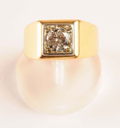 Anello con Diamante